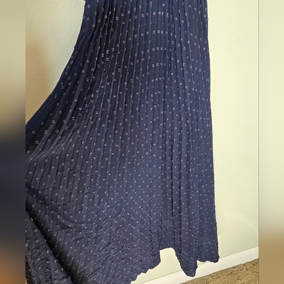 Pretty Garden Navy Swiss Dot Halter Neck Maxi Dress Size Small - Picture 5 of 9